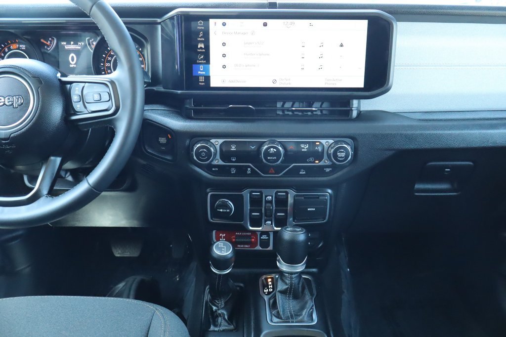 Used 2025 Jeep Wrangler Unlimited Sport AWD/4WD image 26