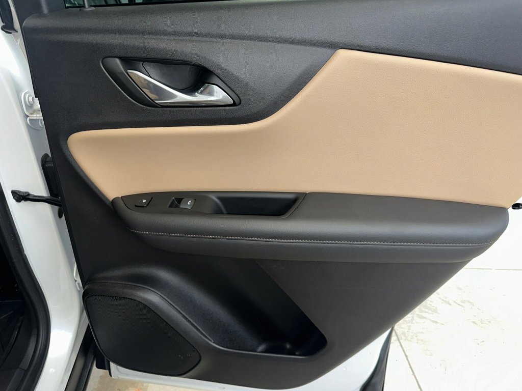 Certified 2024 Chevrolet Blazer Premier w/ Driver Confidence II Package image 34