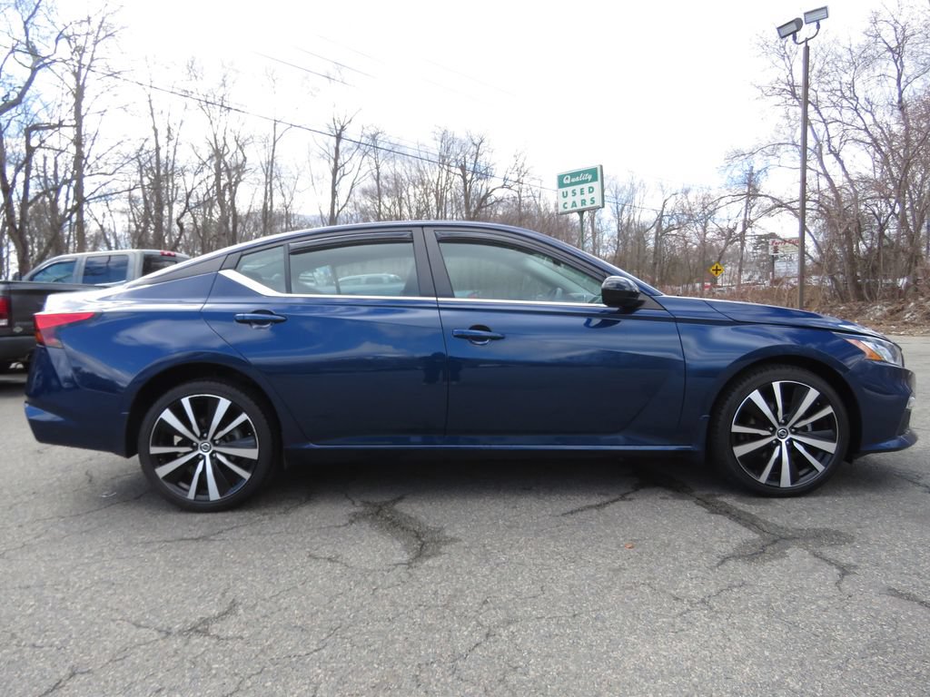 Used 2021 Nissan Altima 2.5 SR AWD/4WD image 4