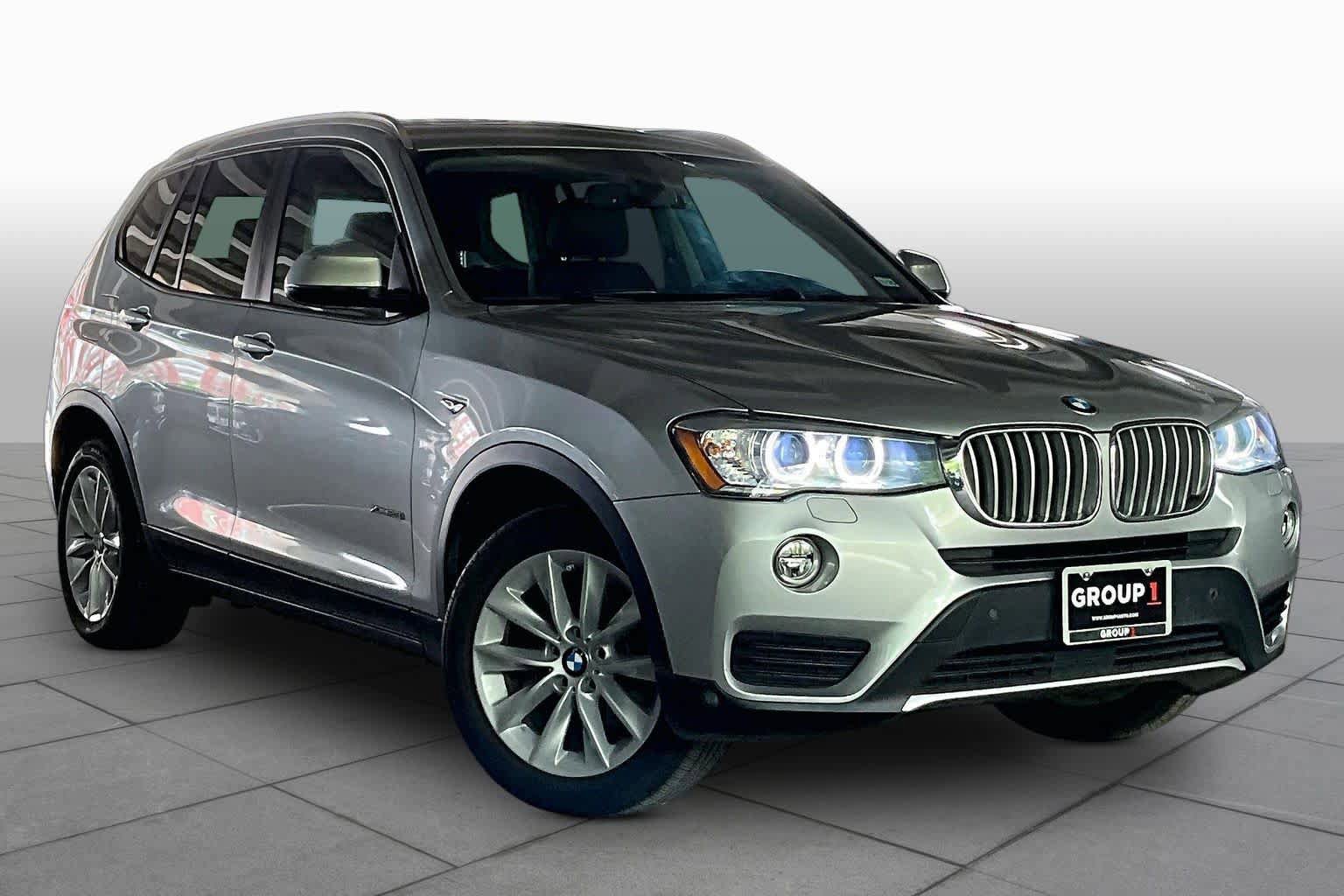 Used 2016 BMW X3 xDrive28i AWD/4WD image 2