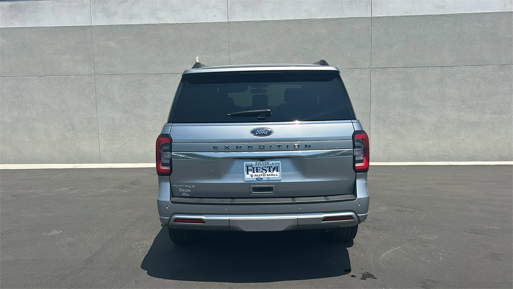Certified 2024 Ford Expedition Platinum image 2