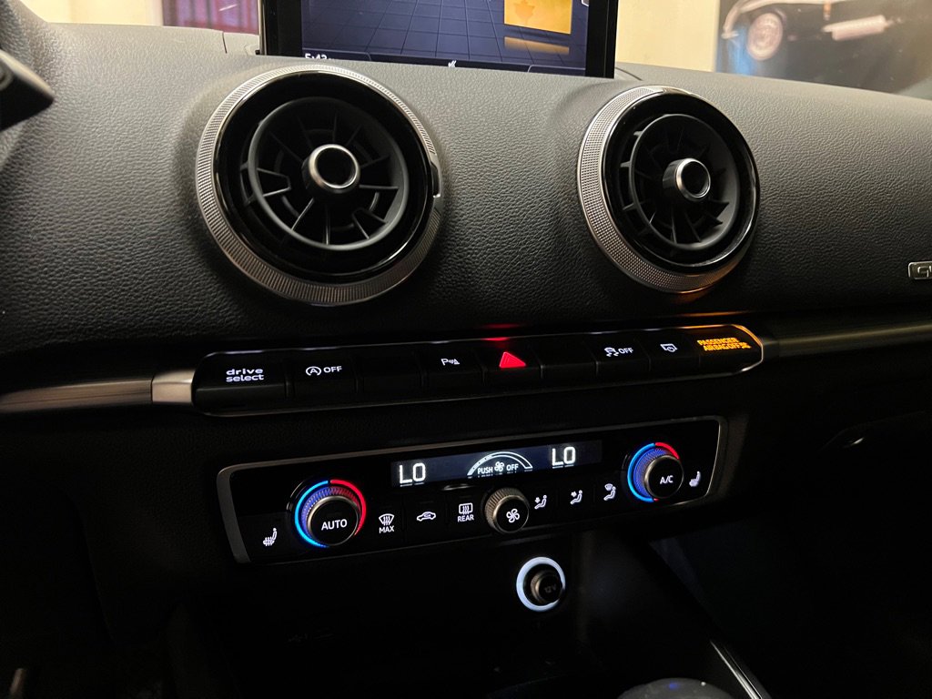 Used 2018 Audi A3 2.0T Premium Plus w/ Premium Plus Package image 25