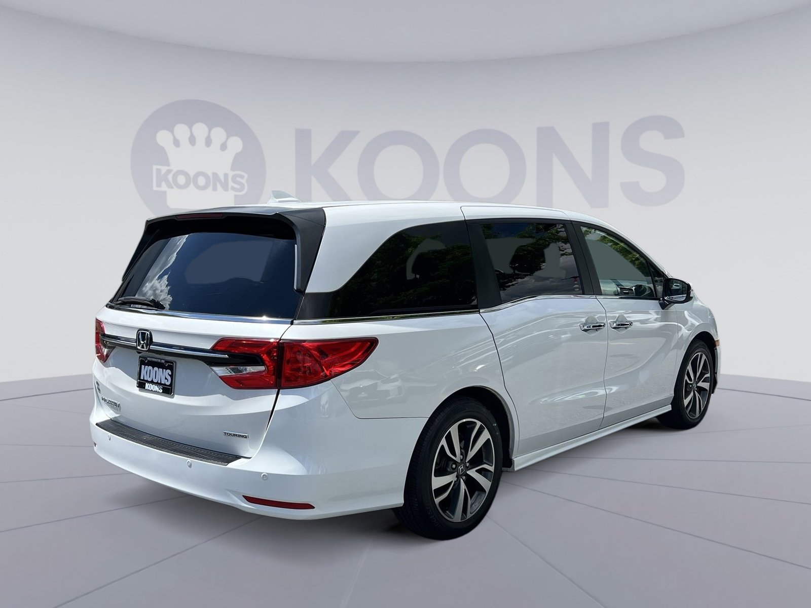 Used 2023 Honda Odyssey Touring image 16