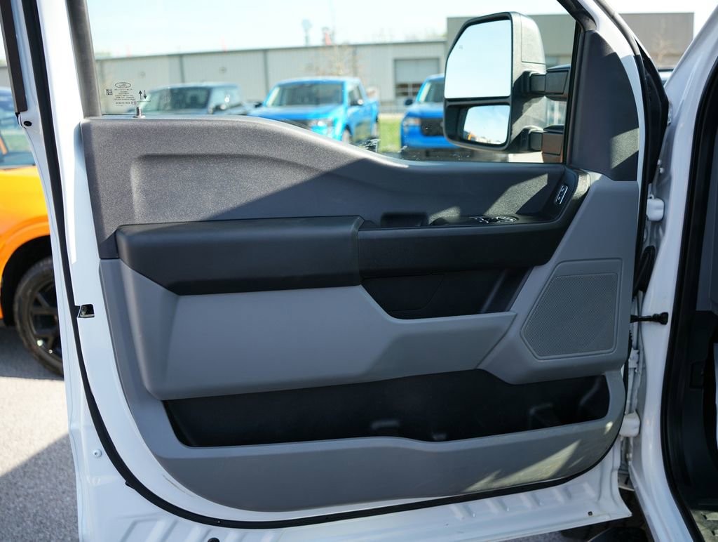 Used 2024 Ford F350 XL w/ Snow Plow/Camper Package image 16