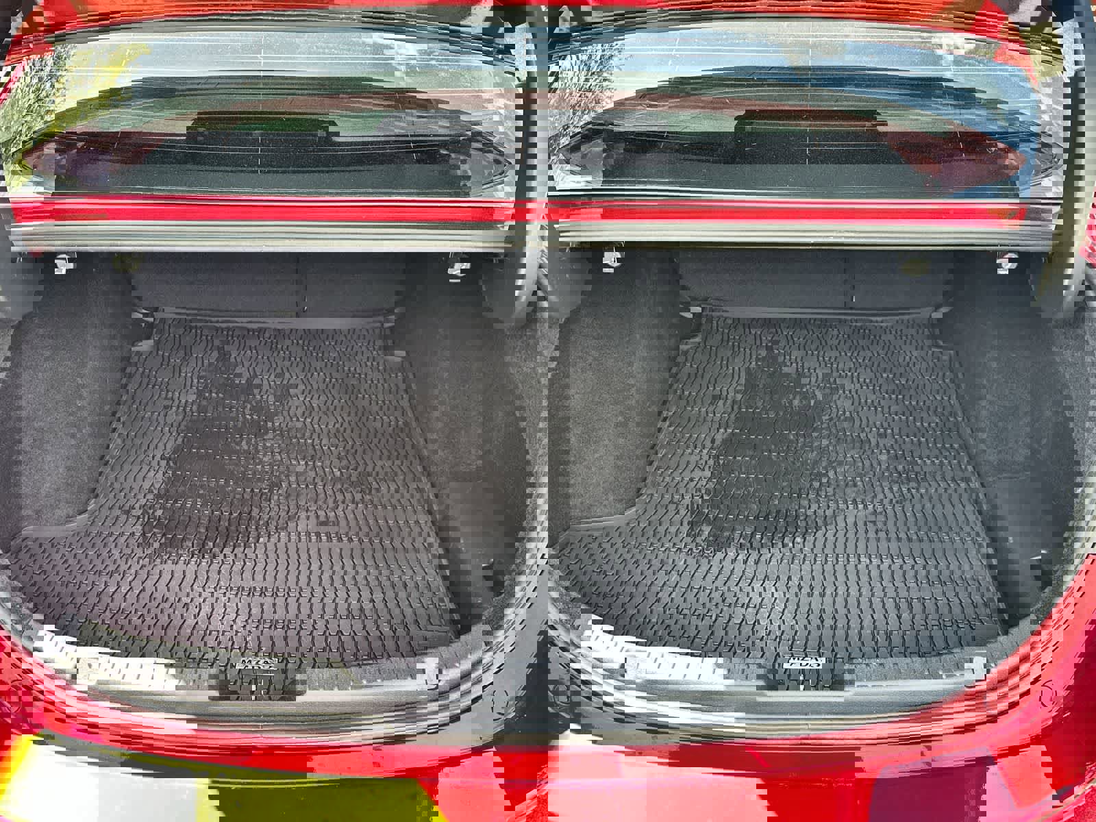 Used 2025 MAZDA MAZDA3 2.5 Turbo Sedan w/Premium Plus image 17