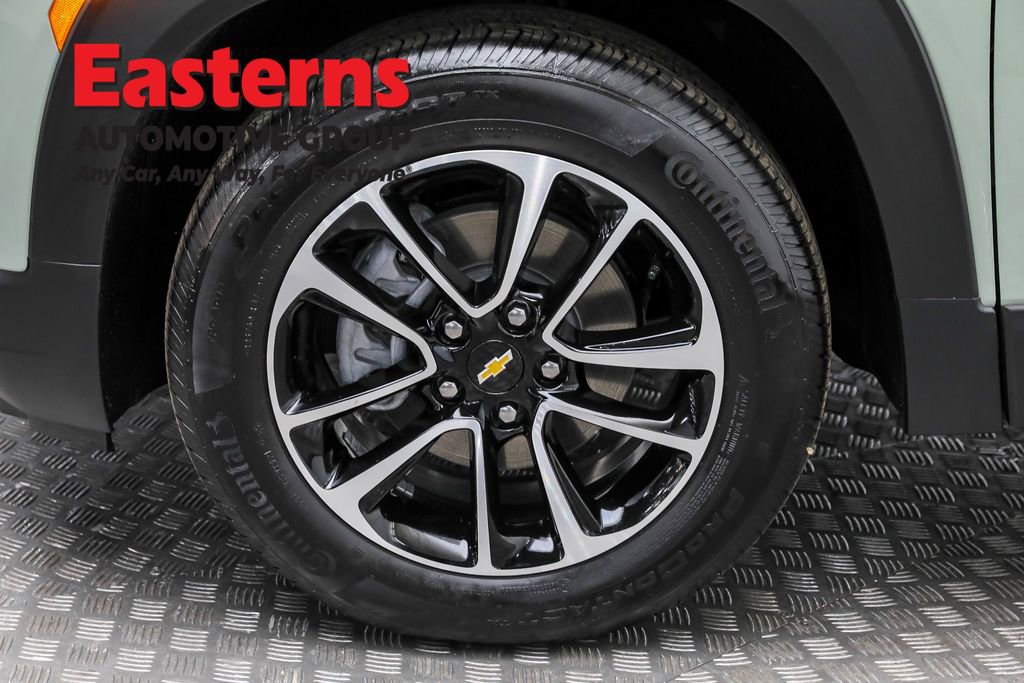 Used 2026 Chevrolet TrailBlazer LT w/ Driver Confidence Package image 32