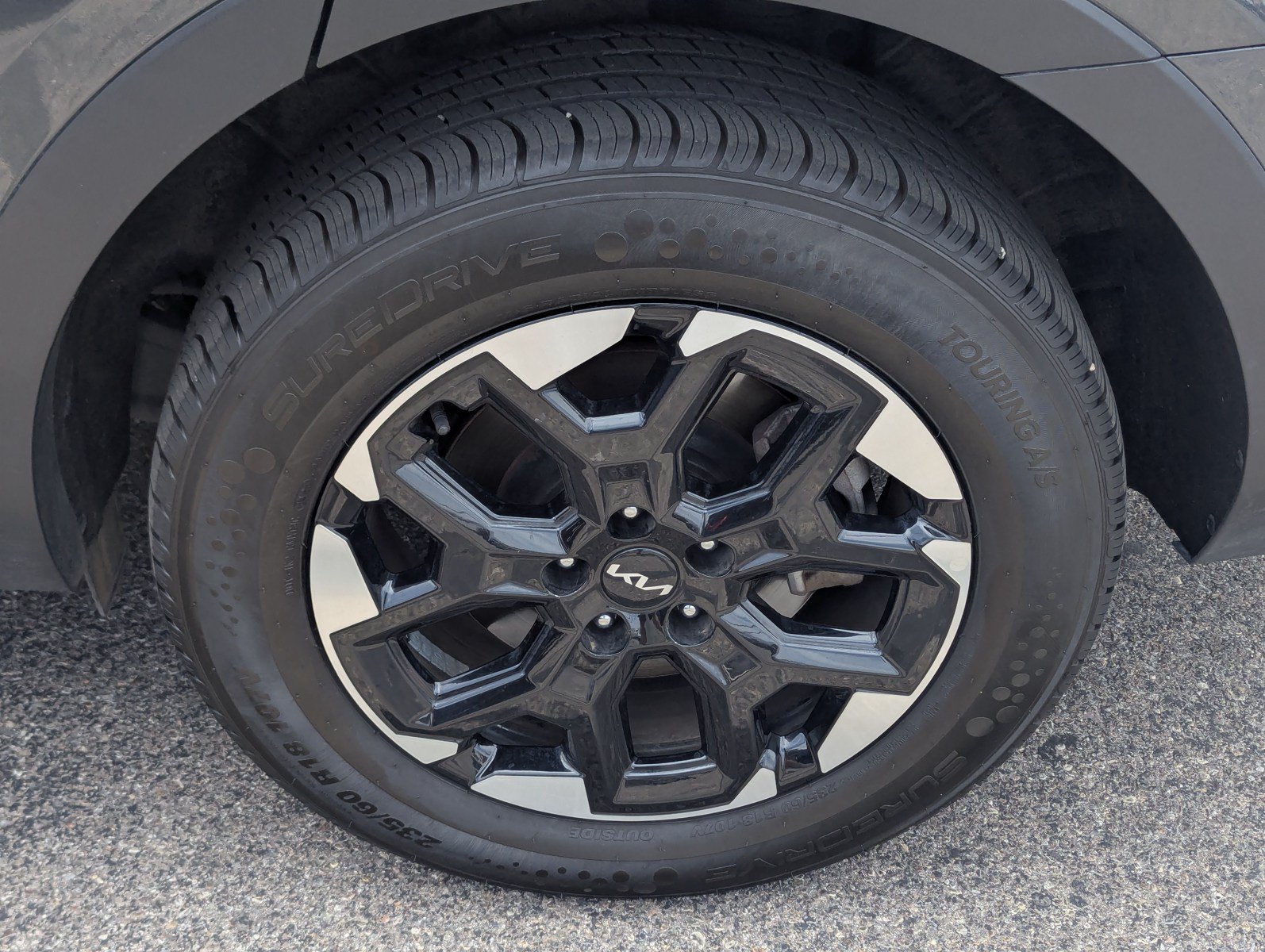 Used 2024 Kia Sorento S AWD/4WD image 7
