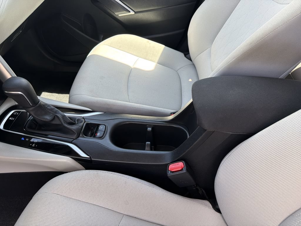 Used 2024 Toyota Corolla Cross LE FWD image 20