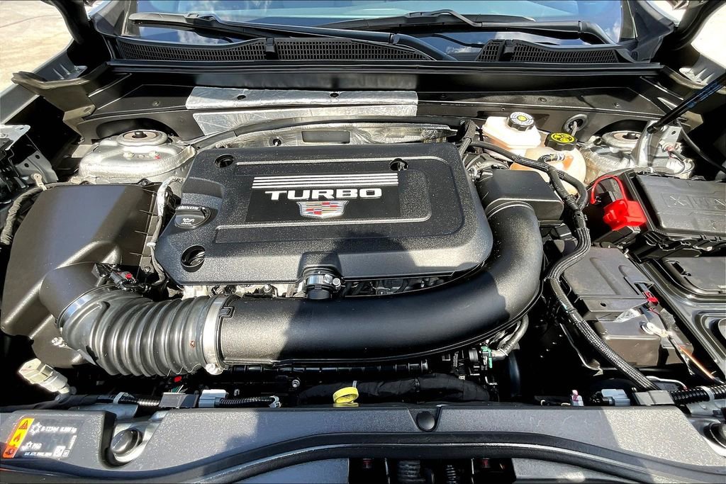 Used 2023 Cadillac XT4 Premium Luxury image 35