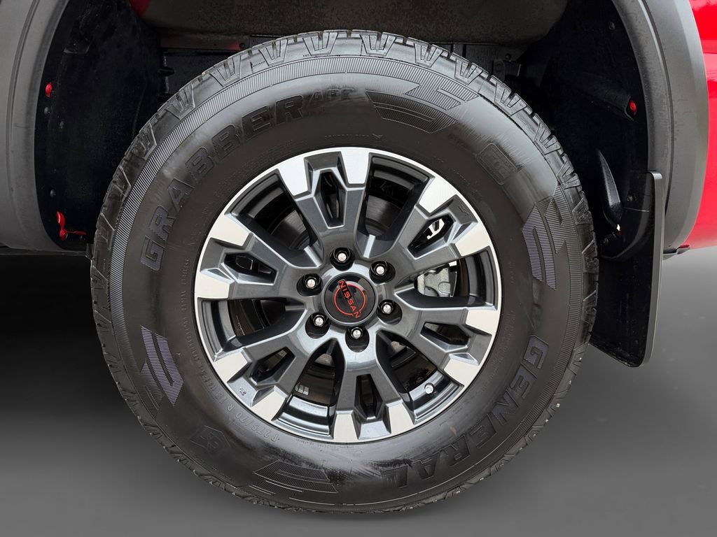 Used 2024 Nissan Titan PRO-4X w/ Pro-4x Utility Package image 10