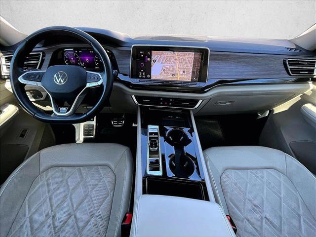 Used 2024 Volkswagen Atlas SEL Premium R-Line AWD/4WD image 16