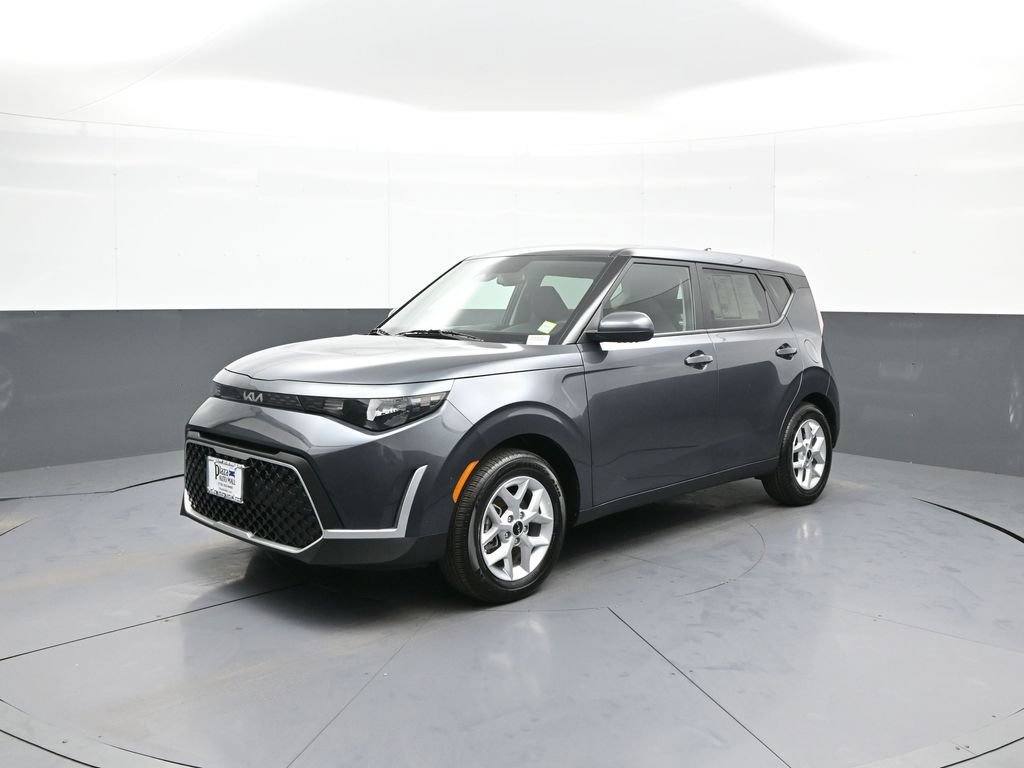 Certified 2025 Kia Soul S