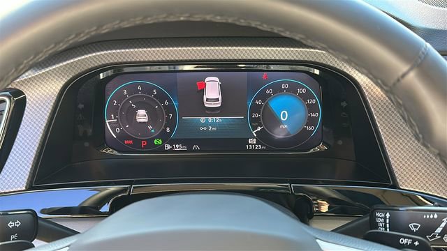 Used 2025 Volkswagen Atlas Peak Edition SE image 15