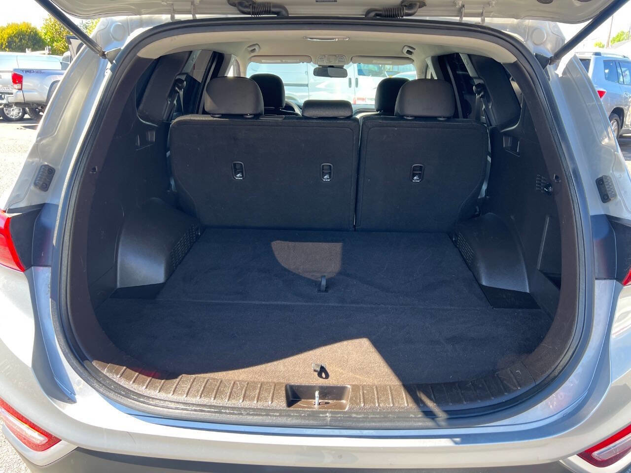 Used 2020 Hyundai Santa Fe SE image 22