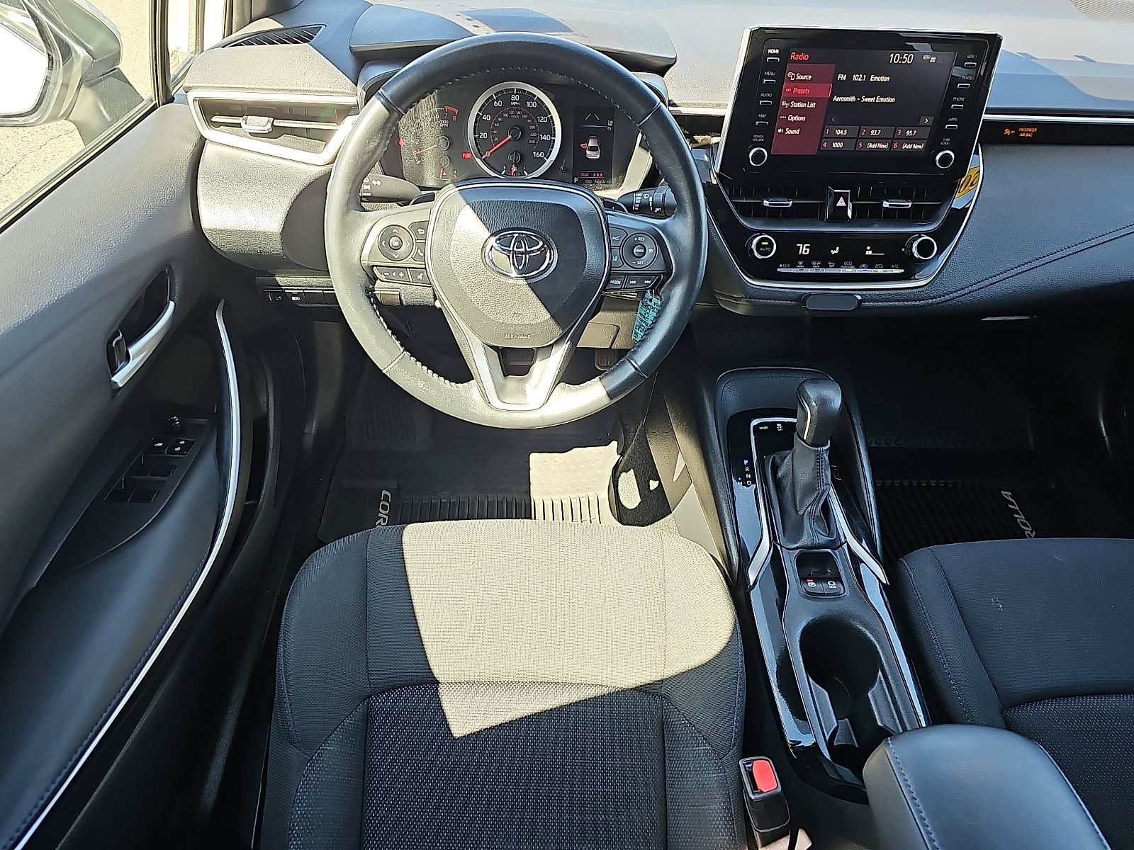 Used 2020 Toyota Corolla SE FWD image 11