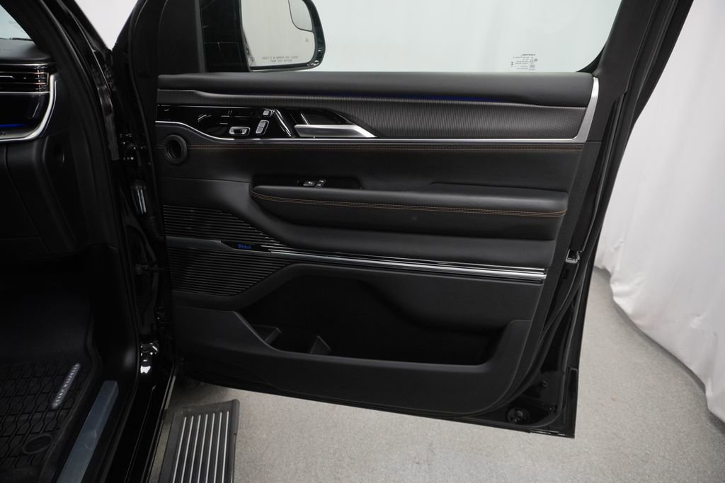 Certified 2025 Jeep Grand Wagoneer L Series III w/ Quick Order Packagew 28T image 50