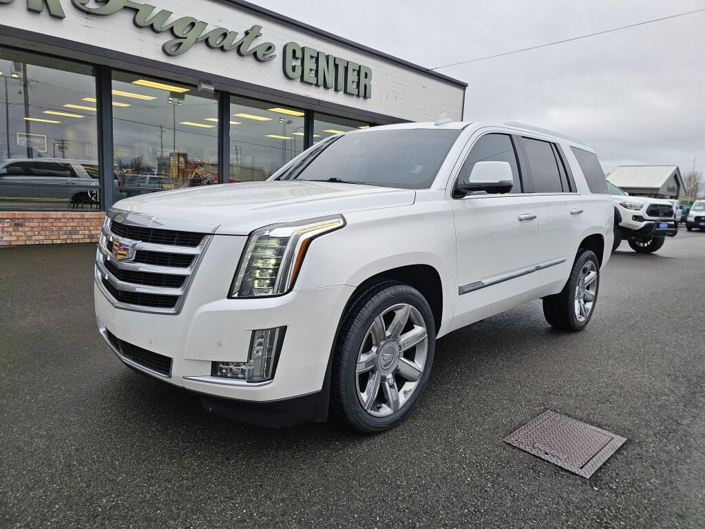 Used 2016 Cadillac Escalade Premium image 2