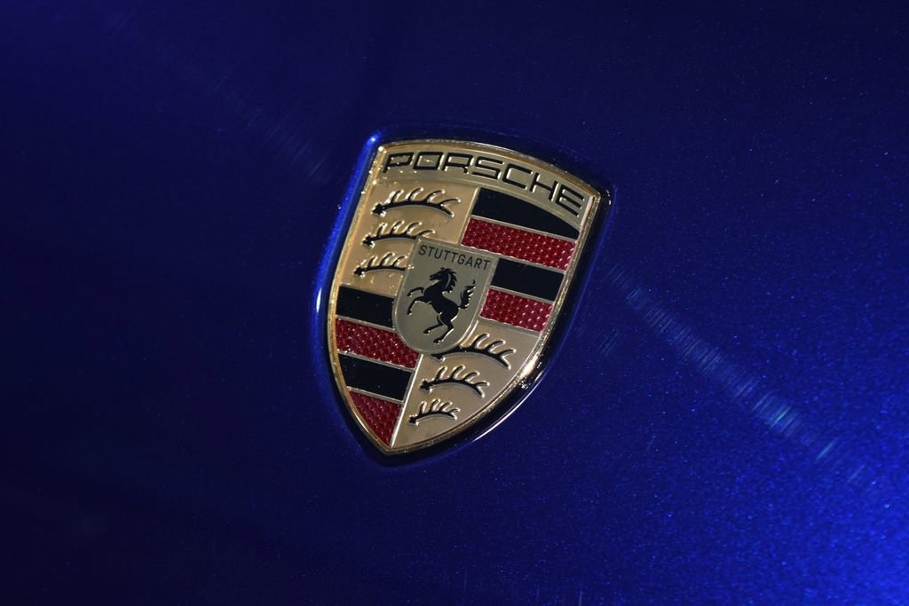 Used 2024 Porsche Macan 4 Electric image 24