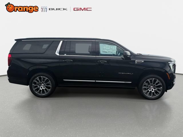 New 2026 GMC Yukon XL Denali w/ Sun & Power Step Package AWD/4WD image 2