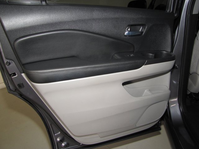 Used 2021 Honda Pilot EX image 13
