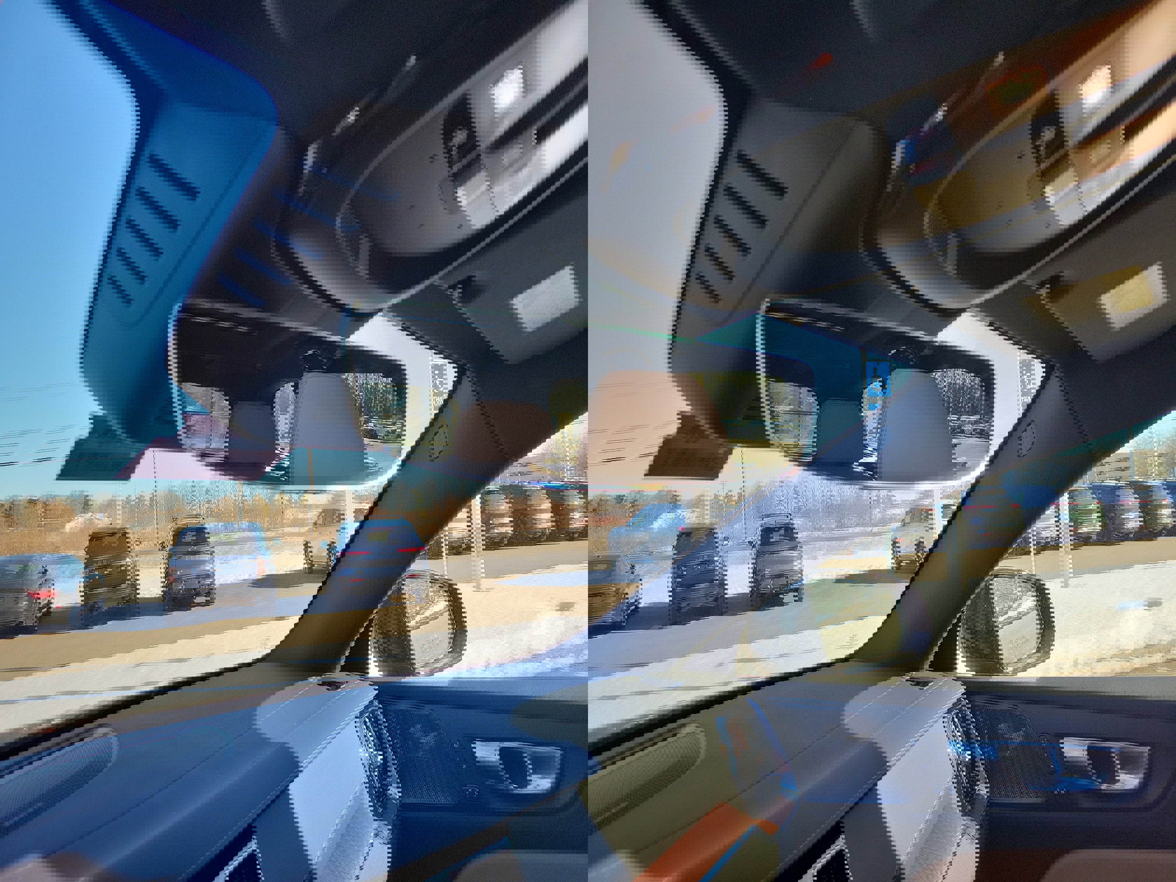 Used 2024 Volvo V60 B5 Cross Country Ultimate image 27