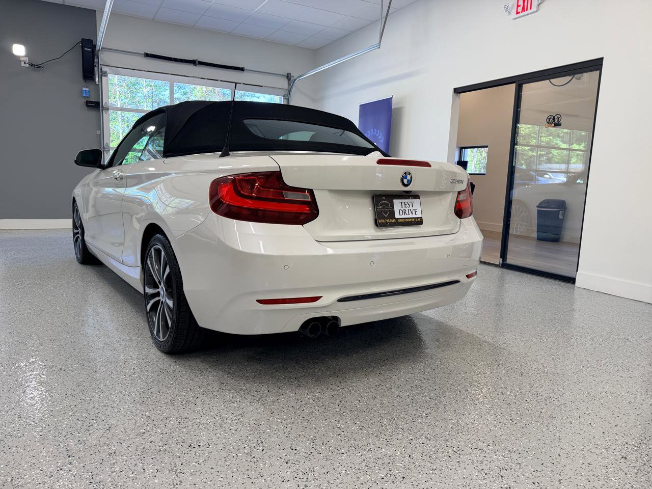 Used 2017 BMW 230i Convertible RWD image 6