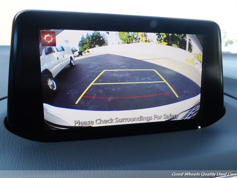Used 2017 MAZDA MAZDA3 Grand Touring w/ Premium Equipment Package FWD image 19