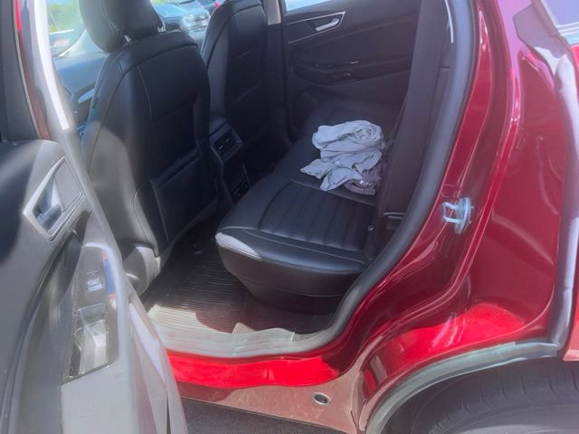 Used 2019 Ford Edge SEL w/ Equipment Group 201A AWD/4WD image 6
