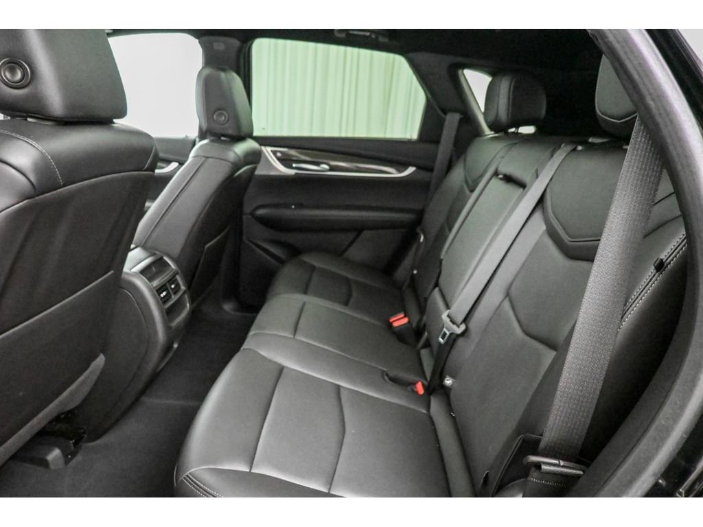 Certified 2023 Cadillac XT5 Sportv AWD/4WD image 12