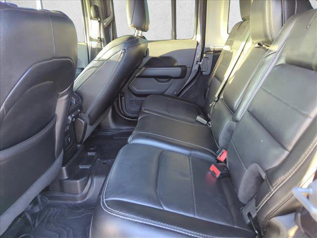 Used 2020 Jeep Wrangler Unlimited Sahara image 20
