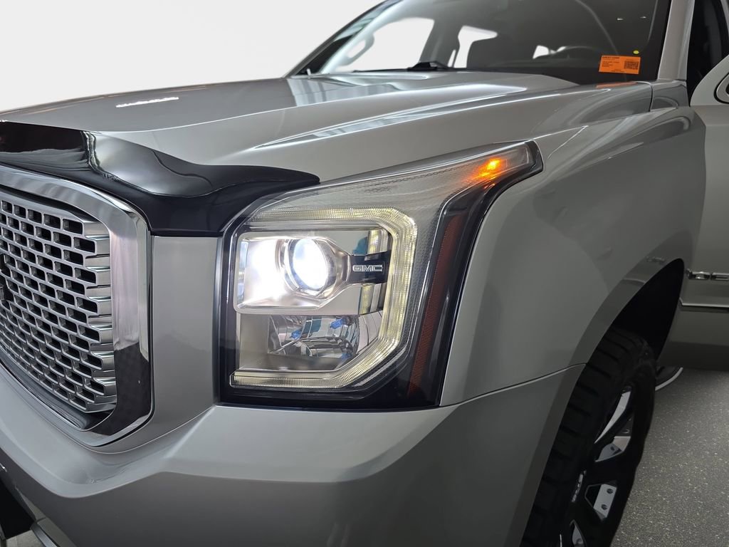 Used 2016 GMC Yukon Denali w/ Open Road Package image 32