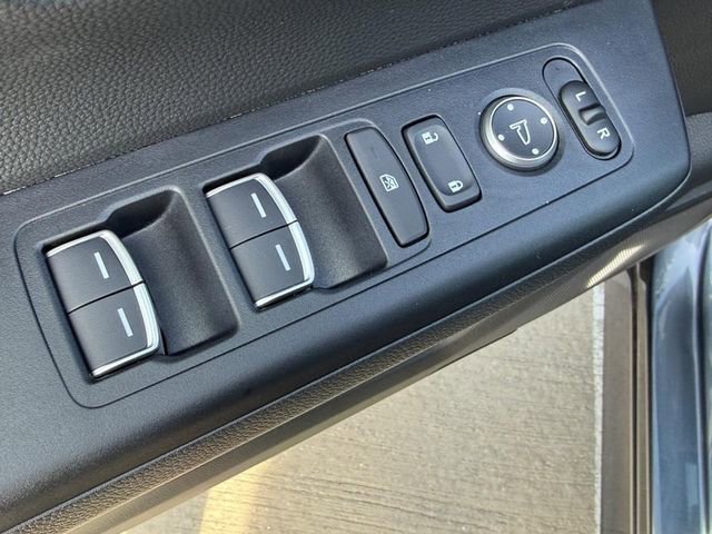 Certified 2025 Honda CR-V Sport Touring image 15