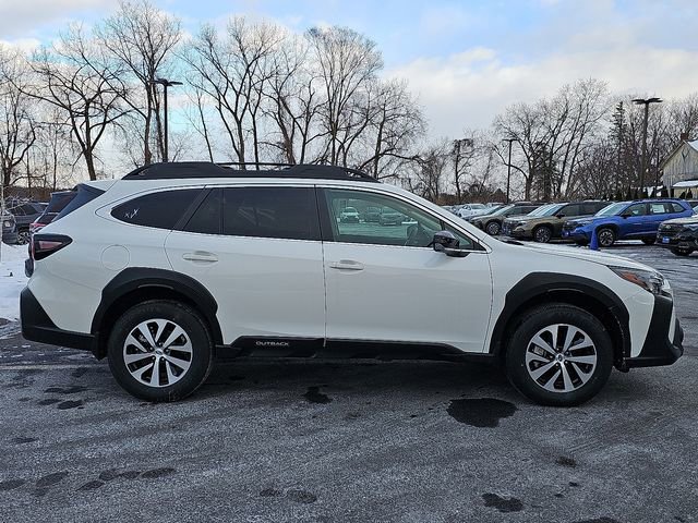 Used 2025 Subaru Outback Premium image 7