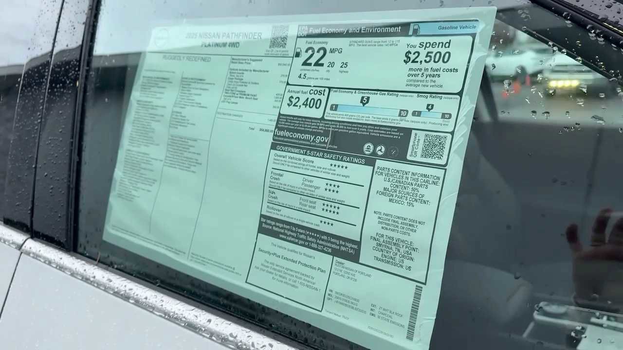 New 2025 Nissan Pathfinder Platinum w/ Cargo Package image 6