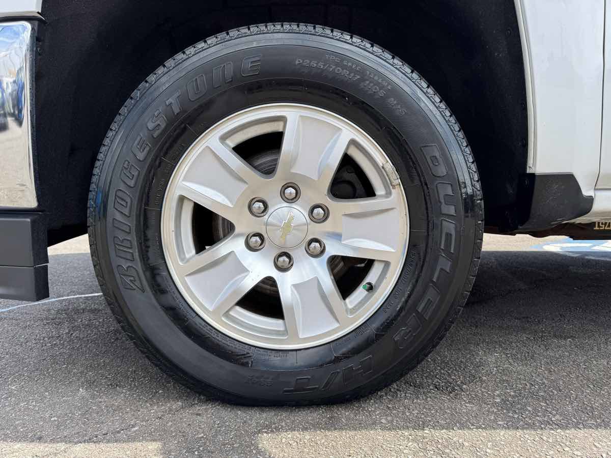Used 2017 Chevrolet Silverado 1500 LT w/ All Star Edition image 9