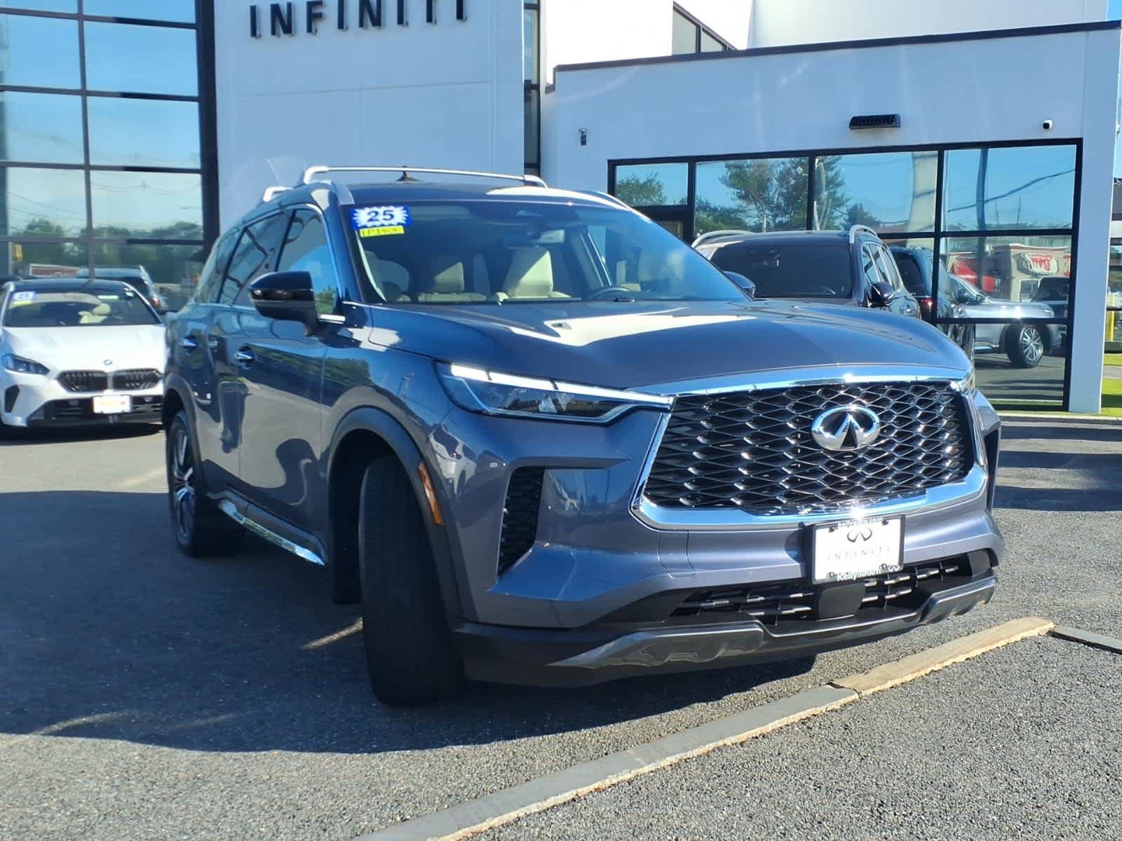 Certified 2025 INFINITI QX60 Sensory w/ Vision Package AWD/4WD image 3