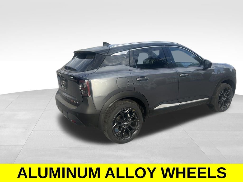 Used 2025 Nissan Kicks SR image 5