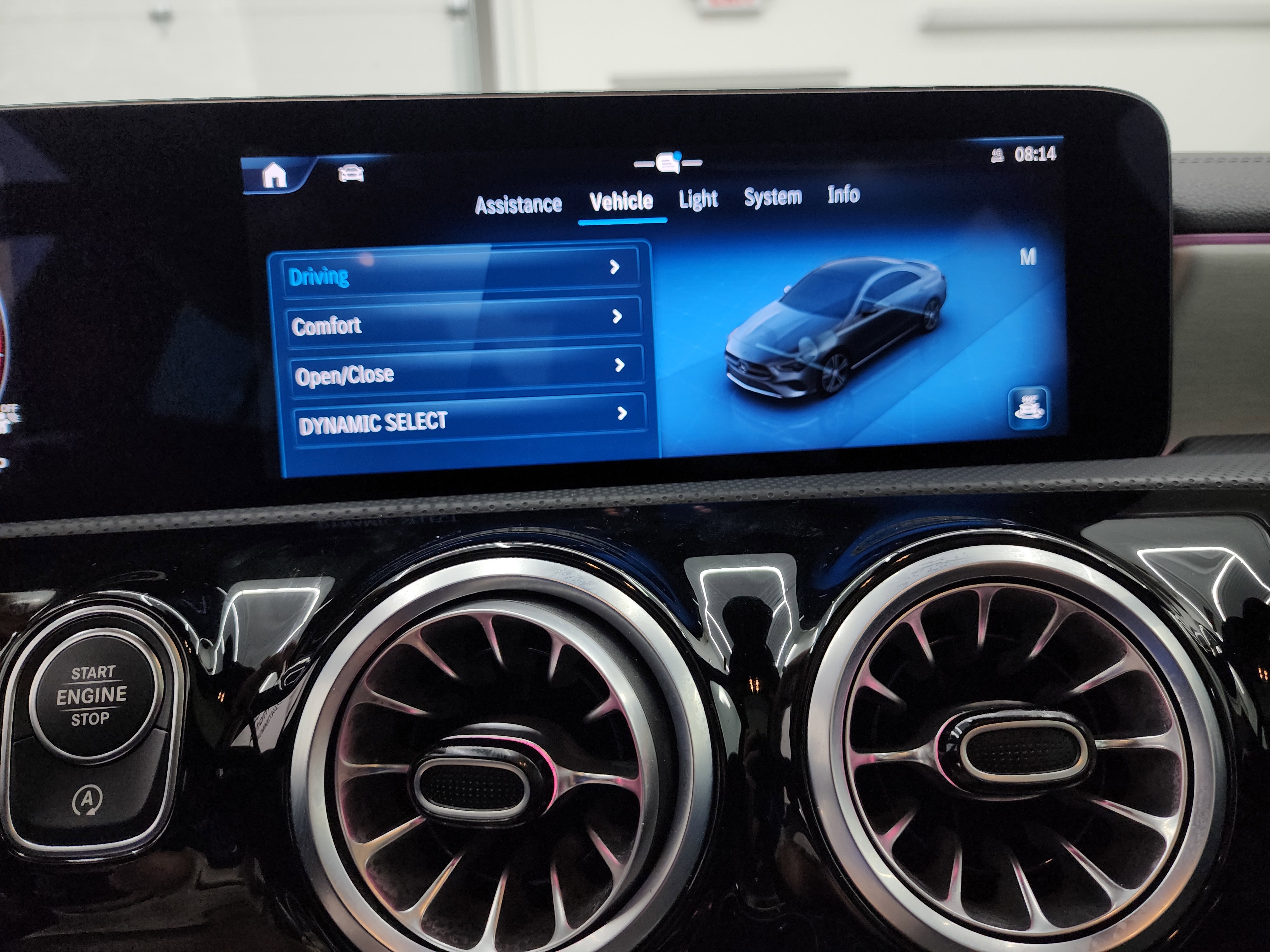 Used 2025 Mercedes-Benz CLA 250 4MATIC image 52