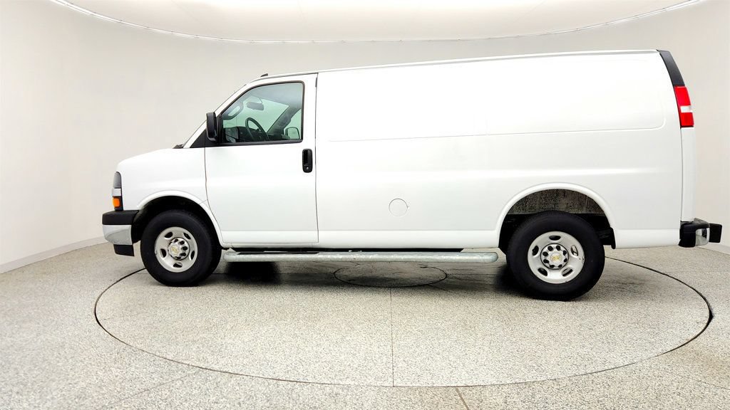 Used 2025 Chevrolet Express 2500 w/ Driver Convenience Package RWD image 8