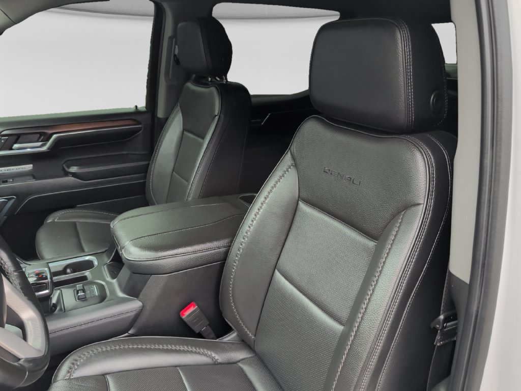 Used 2024 GMC Sierra 1500 Denali AWD/4WD image 17