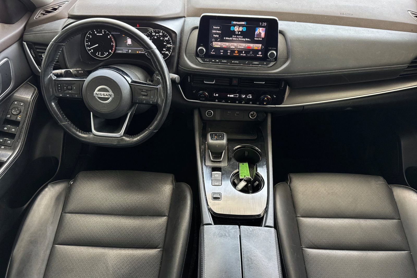 Used 2021 Nissan Rogue SV w/ Premium Package FWD image 16