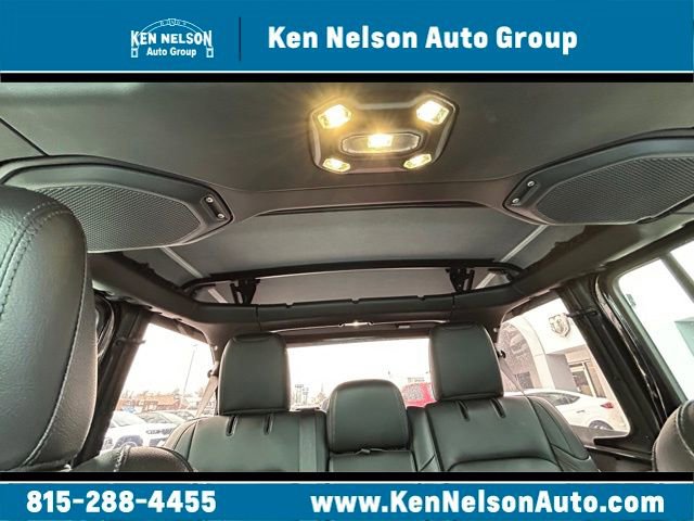 Used 2022 Jeep Wrangler Unlimited Rubicon image 34