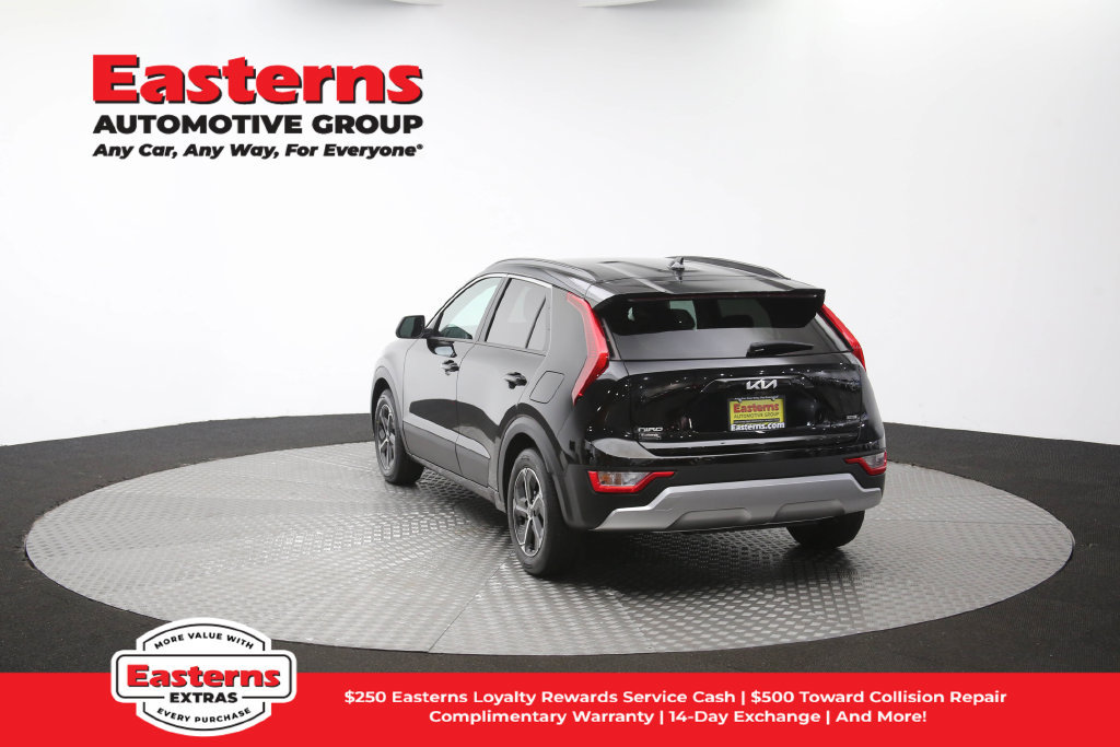 Used 2024 Kia Niro LX FWD image 65