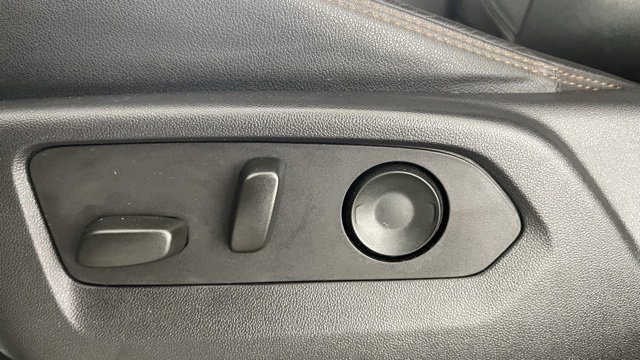 Used 2022 GMC Sierra 1500 AT4 w/ Technology Package image 35