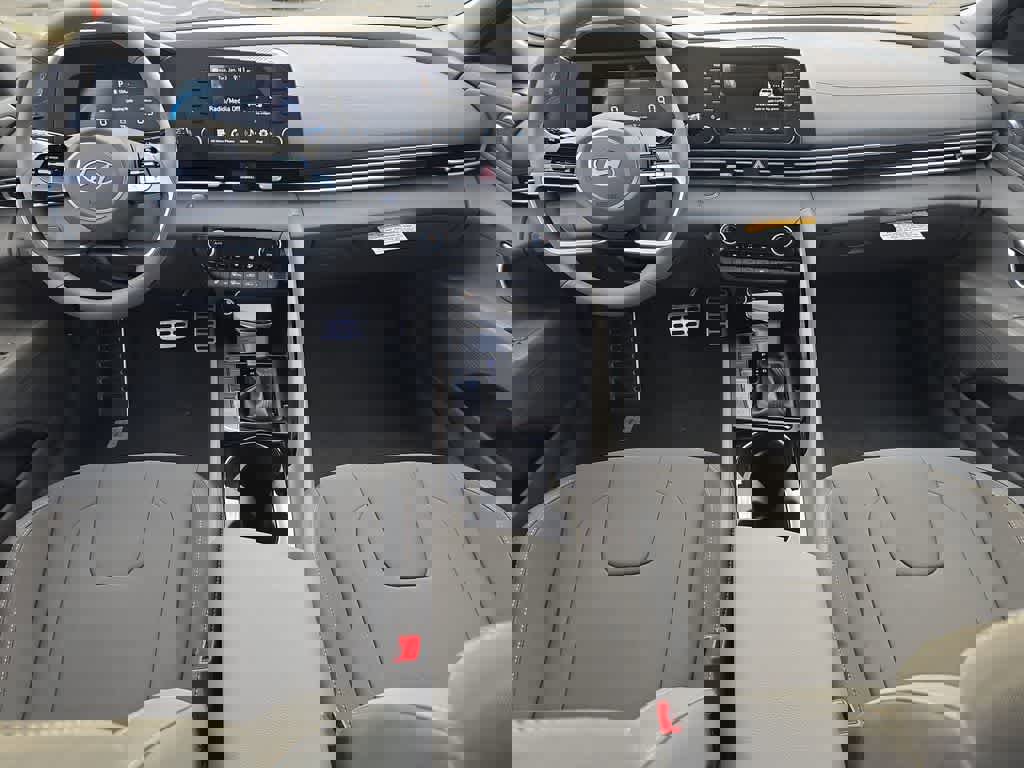 New 2026 Hyundai Elantra SEL Sport Premium image 18