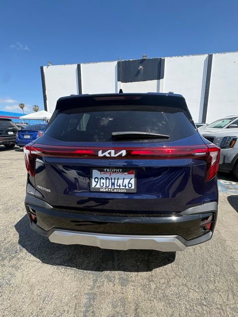 Certified 2024 Kia Seltos EX FWD image 7
