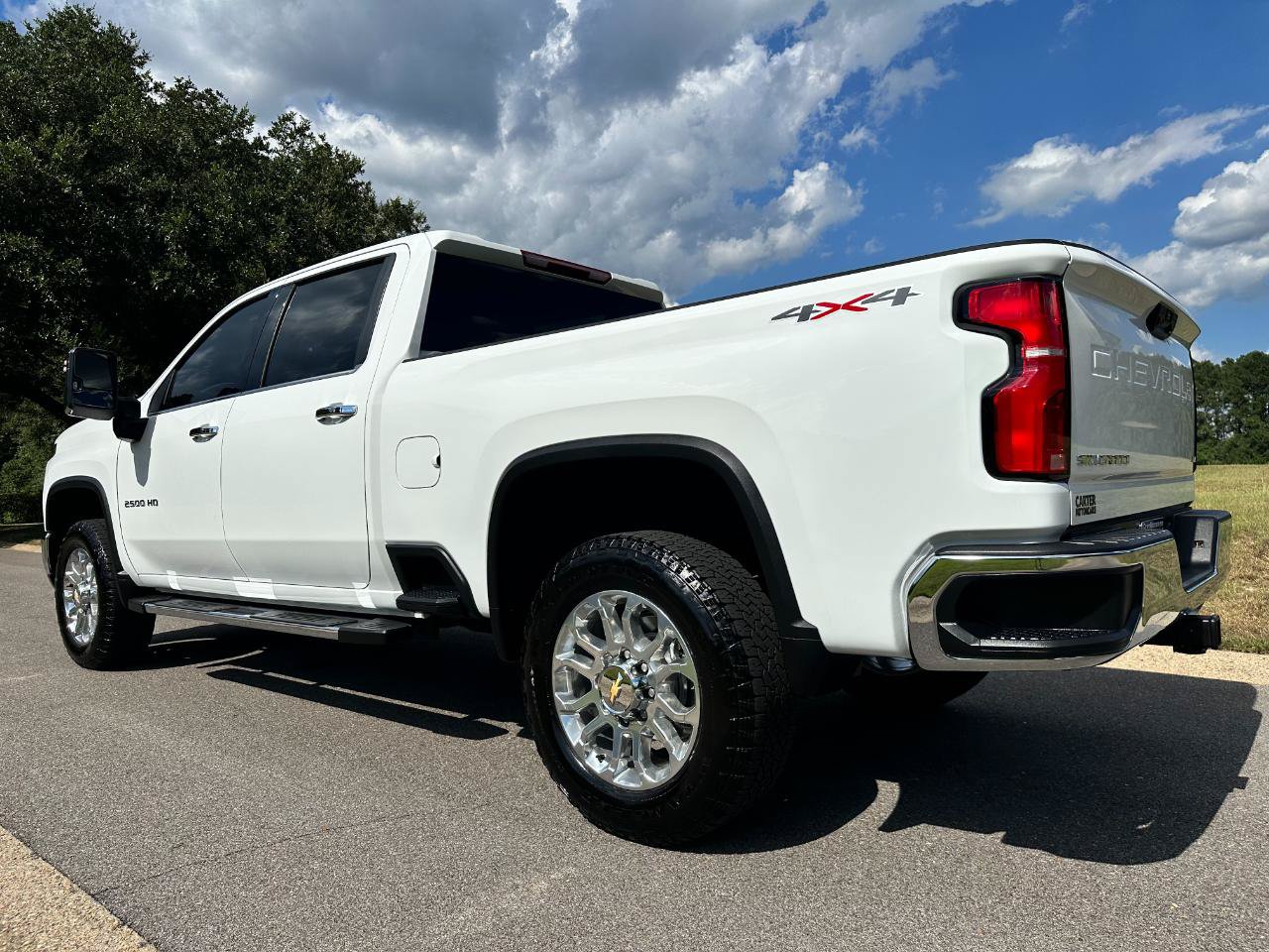 Used 2025 Chevrolet Silverado 2500 LTZ w/ LTZ Convenience Package AWD/4WD image 7