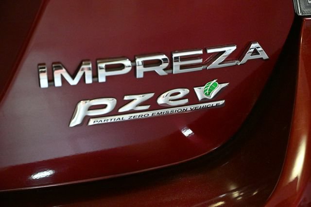 Used 2014 Subaru Impreza 2.0i Premium w/ Popular Package #2 AWD/4WD image 12