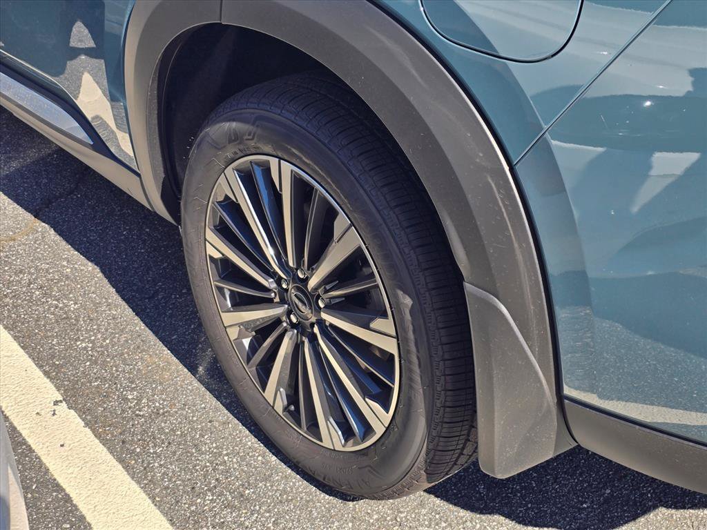 New 2026 Nissan Pathfinder Platinum AWD/4WD image 20