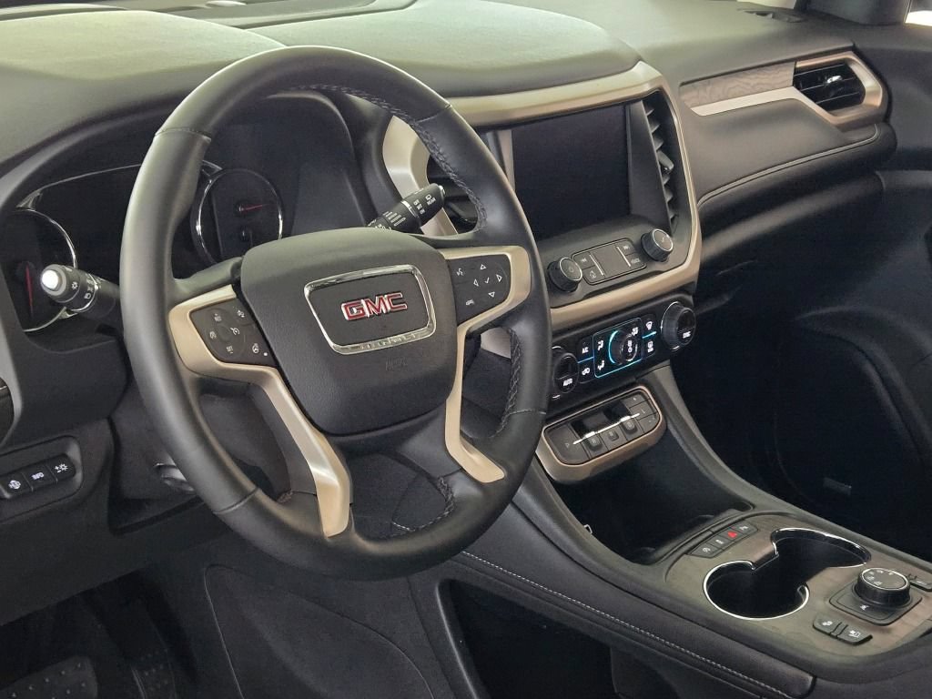 Certified 2023 GMC Acadia Denali w/ Denali Ultimate Package AWD/4WD image 25
